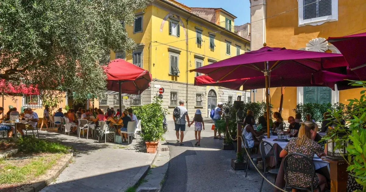Outdoor dining area near the Leaning Tower of Pisa